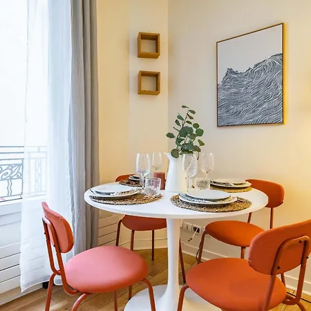 4 Guest Flat In Montorgueil Daire